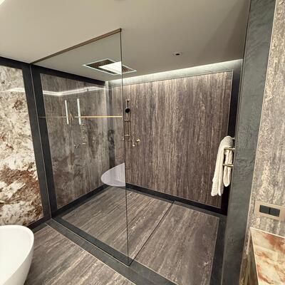 Präsidentensuite Badezimmer